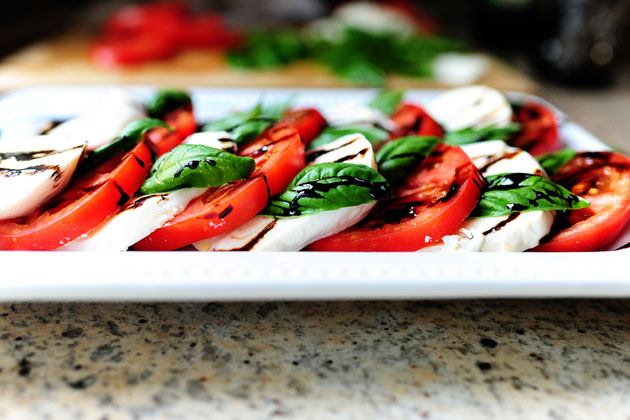 Caprese Salad (Traditional)